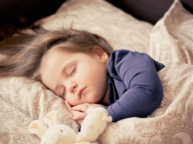 睡眠习惯差影响儿童智力发育